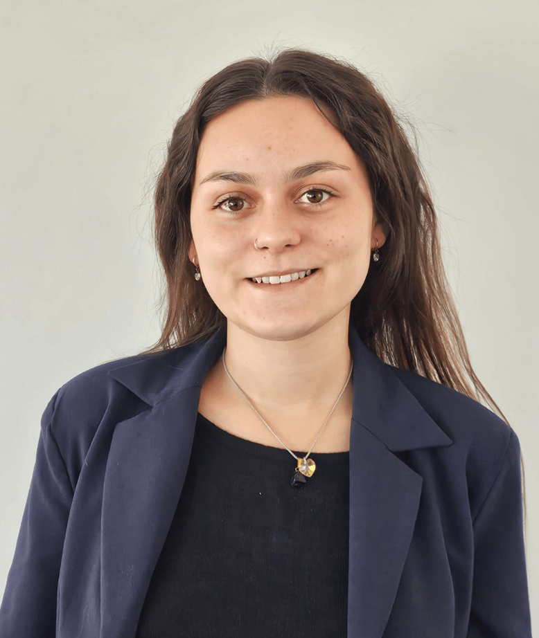 Abril Nuvreni